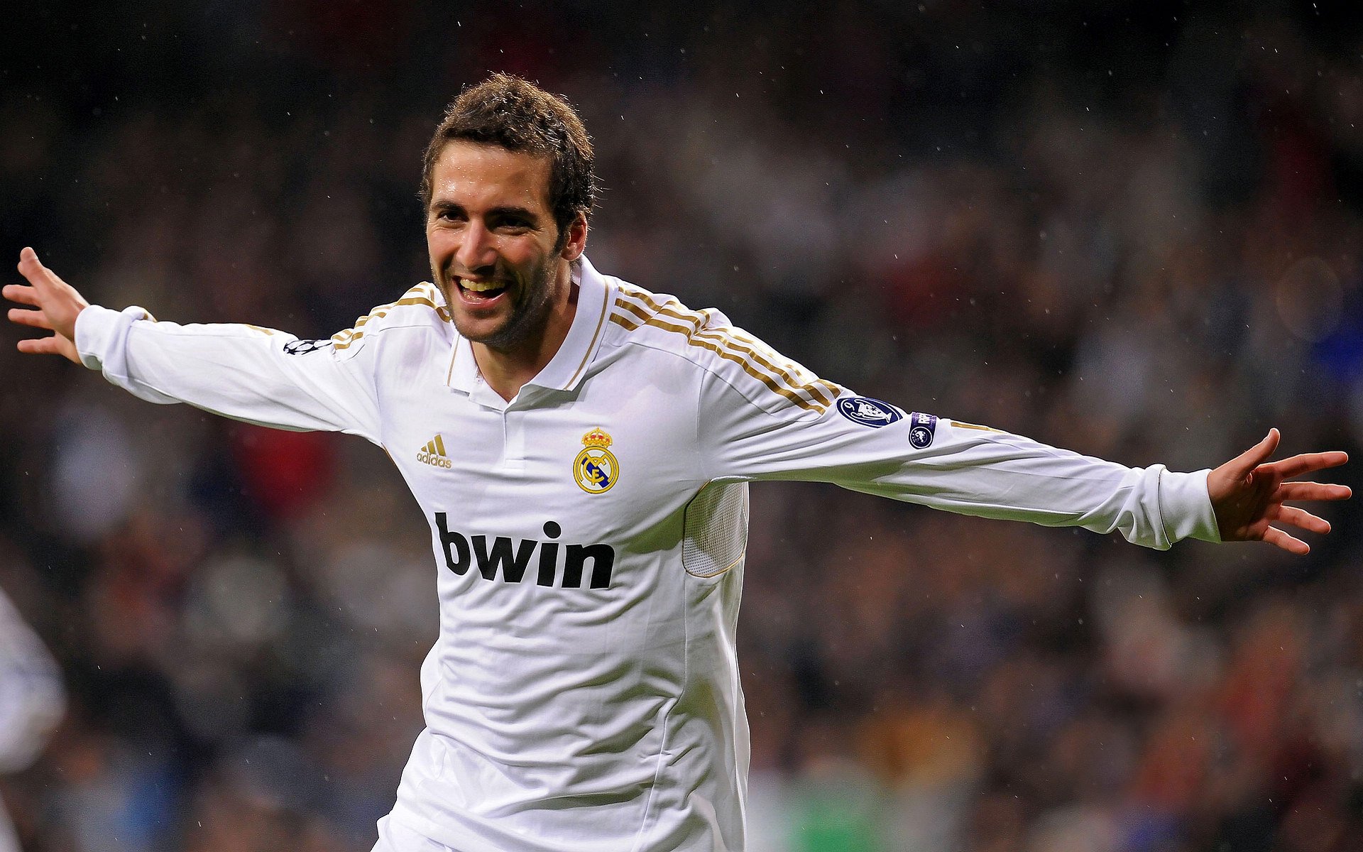 西甲精彩瞬间：突破、头球、精彩扑救不断，2021西甲用球