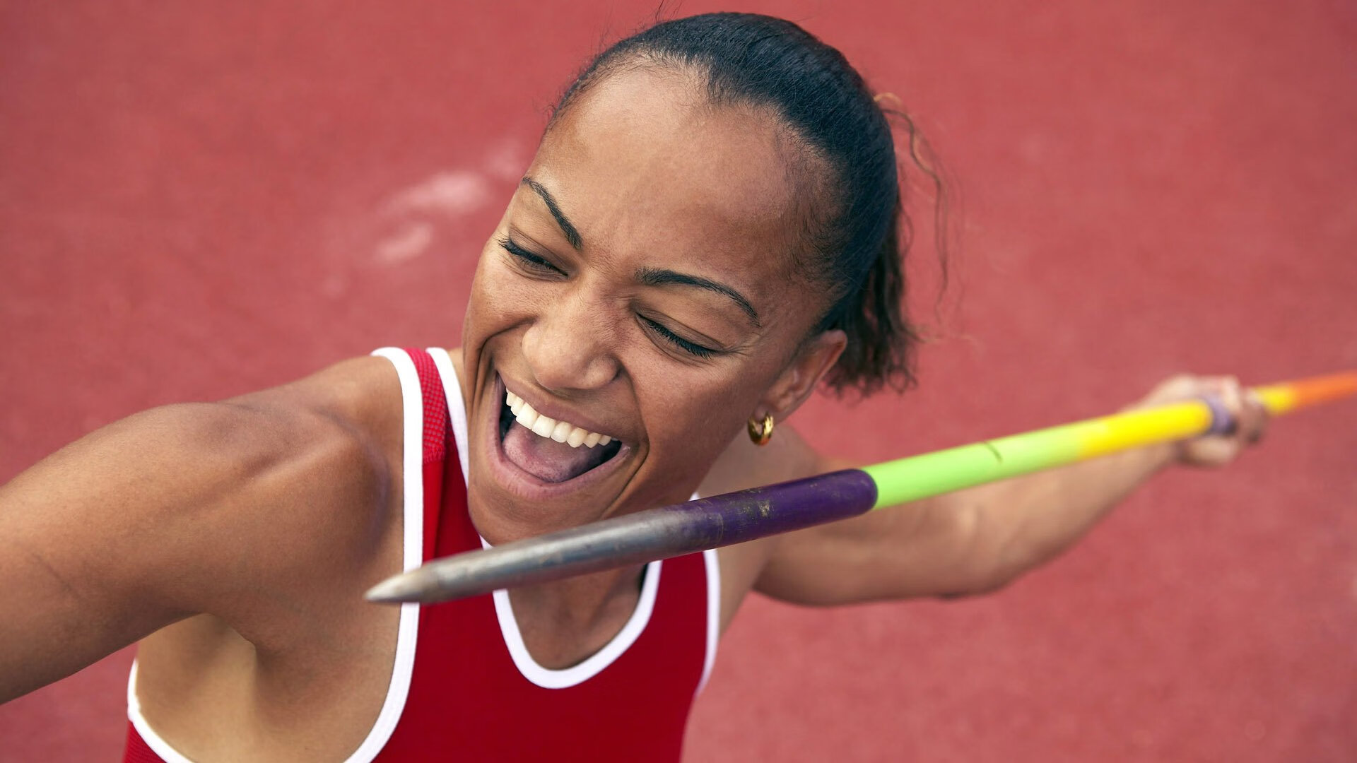 樊振东状态大回暖，尹航点赞反手球超凡表现，樊振东的反手